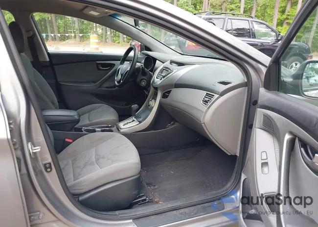 KMHDH4AE9CU198677: 42216269