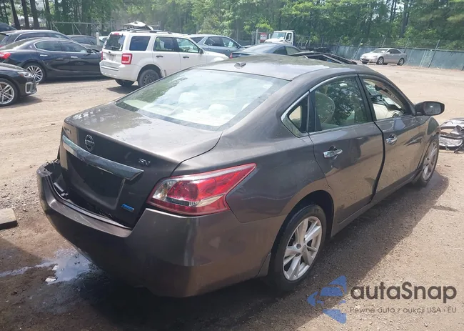 1N4AL3AP5DC190610: 42216354