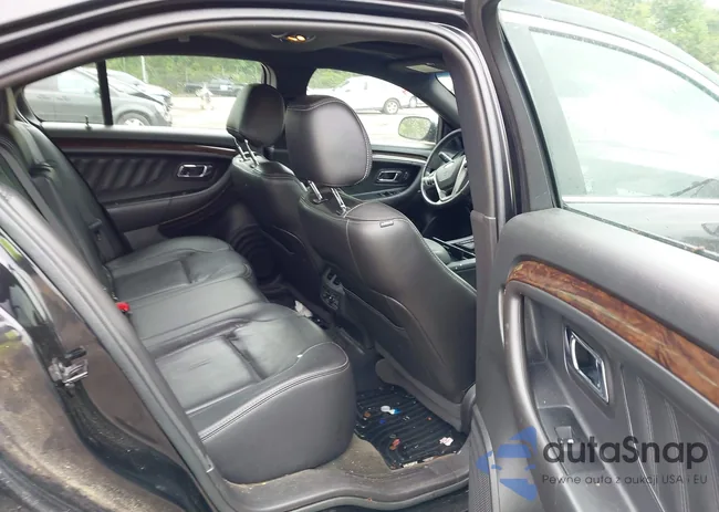 1FAHP2J8XFG199174: 42217433