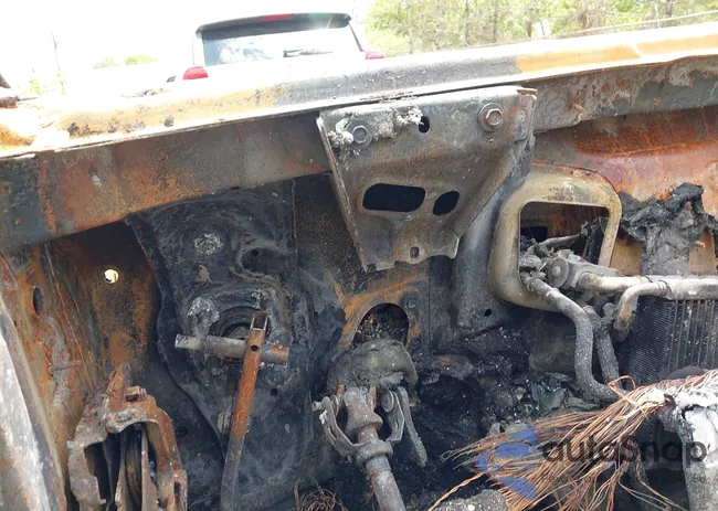 1C4RDJEG2FC851327: 42217486