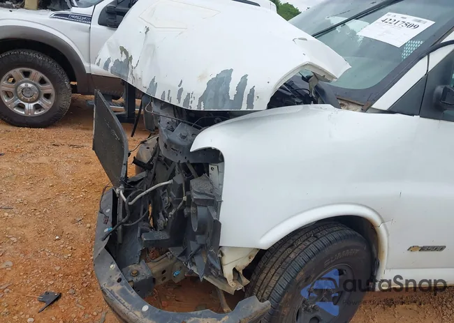 1GCHG35U041240256: 42217509