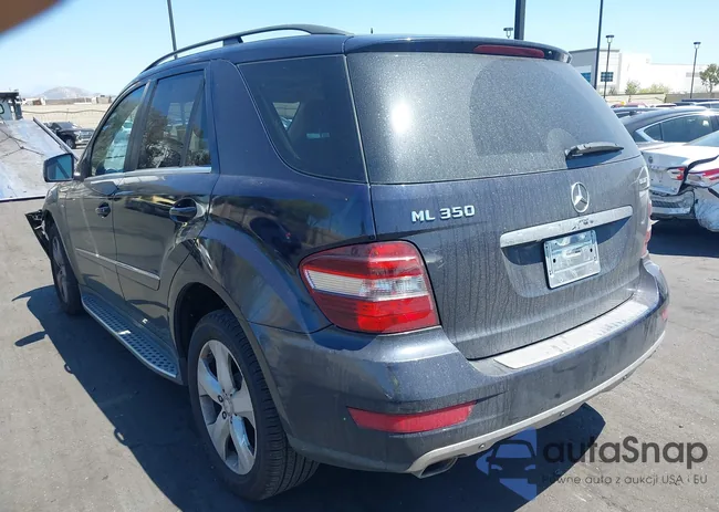 4JGBB2FB7BA685002: 42217629