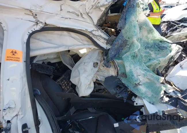 1G6DP5RK0M0147569: 42217639