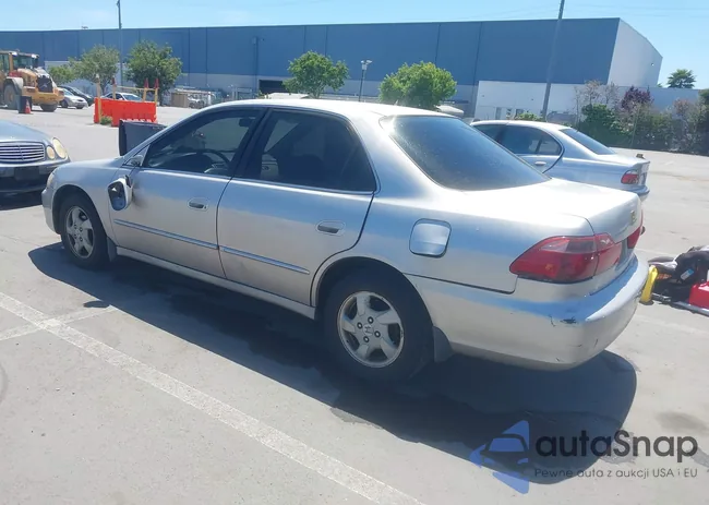 1HGCG5654XA118924: 42217641