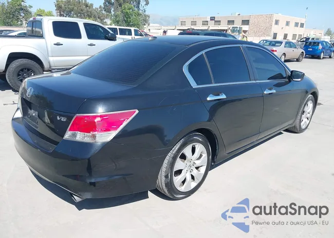 1HGCP36819A035288: 42217697