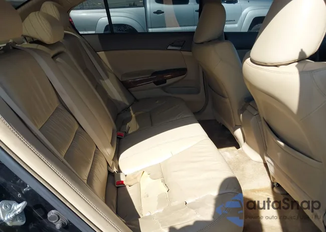 1HGCP36819A035288: 42217697