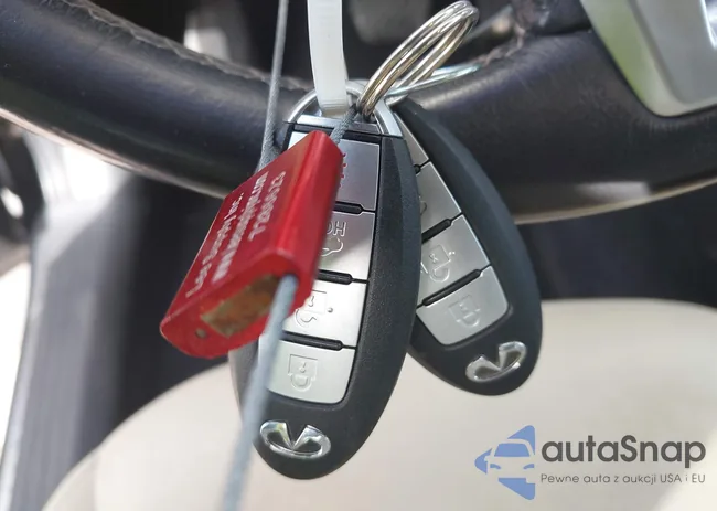 3PCAJ5M37KF109899: 42217912