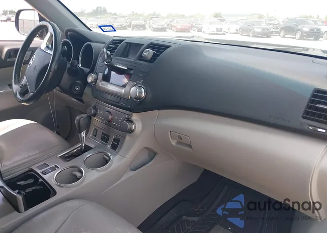 5TDZK3EH8BS040070: 42217935