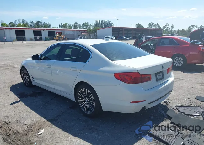 WBAJA5C5XKWW33575: 42217081