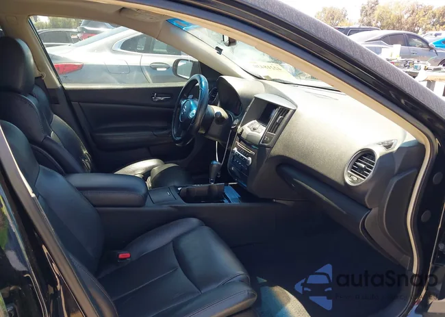 1N4AA5AP2CC827680: 42218430