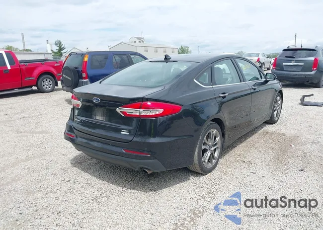 3FA6P0CD5LR131097: 42218517