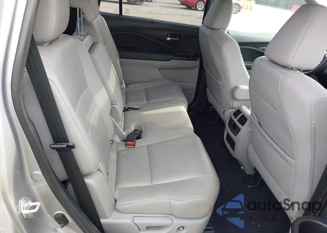 5FNYF5H26MB045164: 42218540