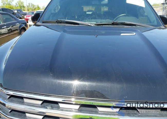 1FMJU1JT0JEA17274: 42218569