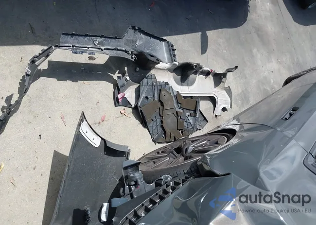 WBA33EJ02RCR81067: 42218646