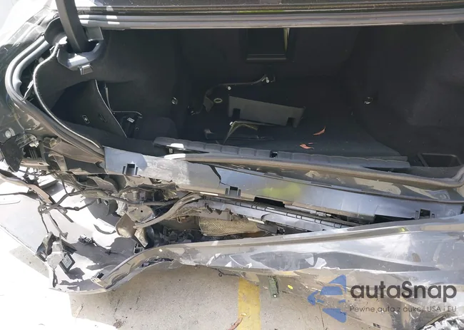 WBA33EJ02RCR81067: 42218646