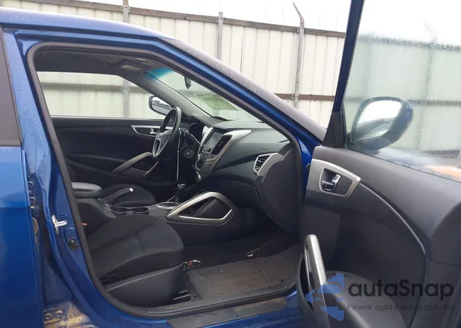 KMHTC6AD8HU310244: 42219405