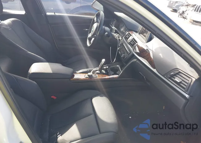 WBA3B1C57EK133240: 42219526