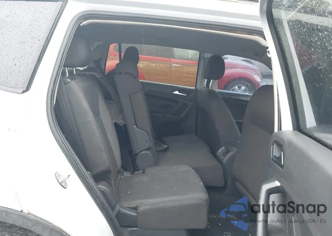 3VV1B7AX0JM041120: 42219662