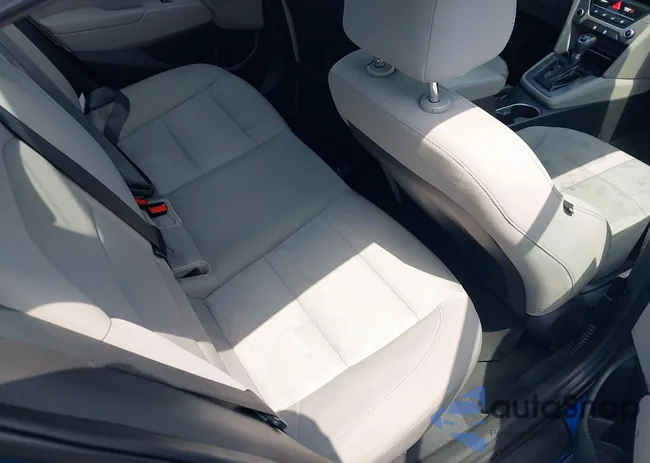 5NPD74LF4HH137204: 42219725