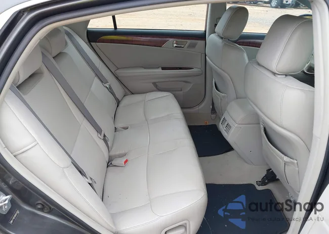 4T1BK3DB8BU420824: 42219802