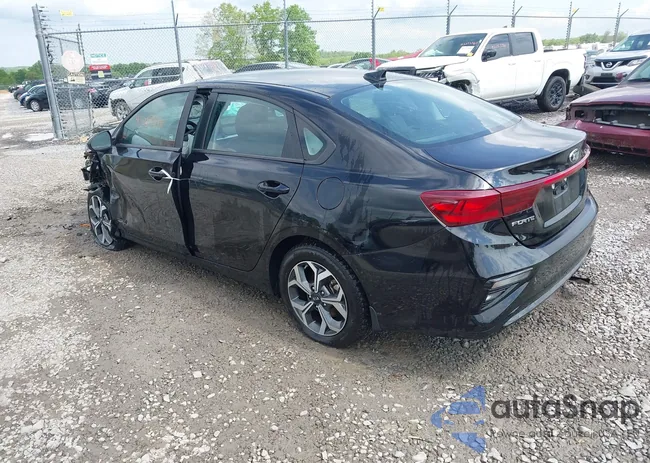 3KPF24AD9ME387965: 42219916