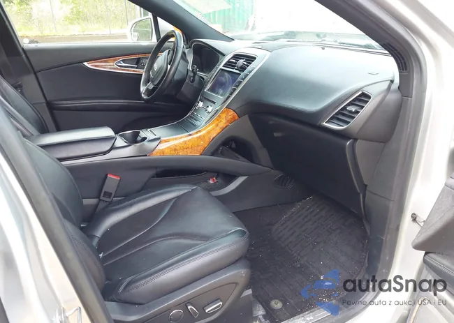 2LMPJ8LP5KBL32374: 42219316