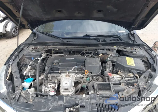 1HGCR2F80HA215736: 42220480