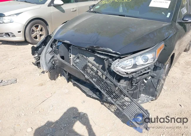 3KPF54AD1LE165703: 42220530