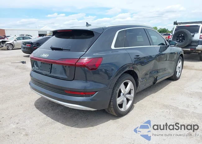 WA1LABGE6KB012565: 42220663