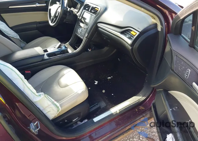 3FA6P0D90HR231500: 42220802