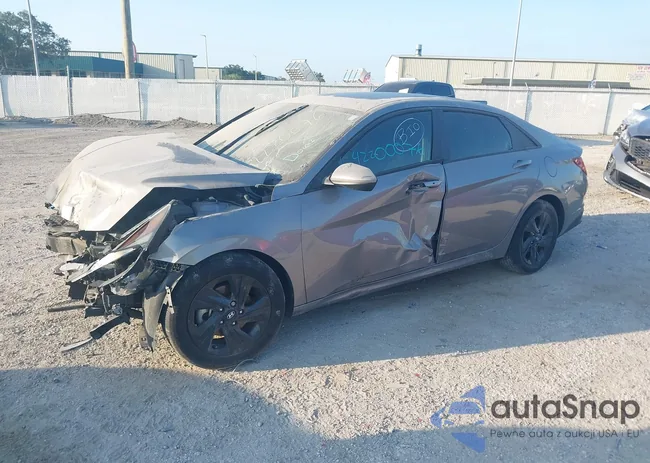 KMHLS4AG4NU321707: 42220076