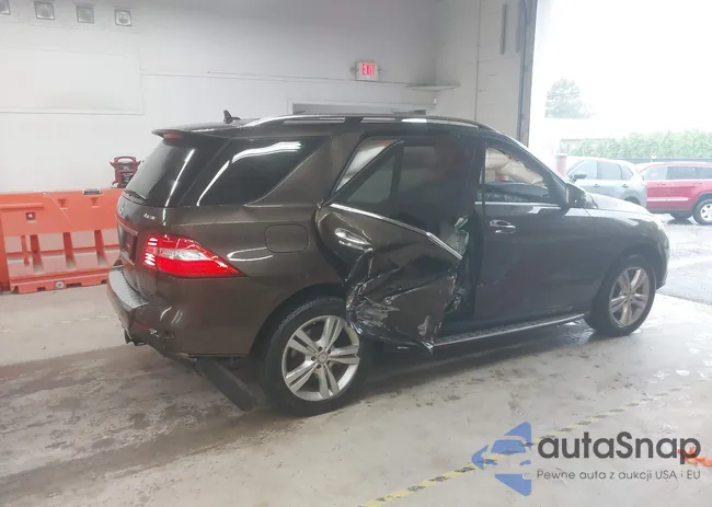 4JGDA5HB2FA578858: 42220126