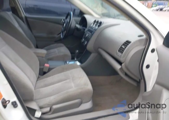 1N4AL21E49C152365: 42220145