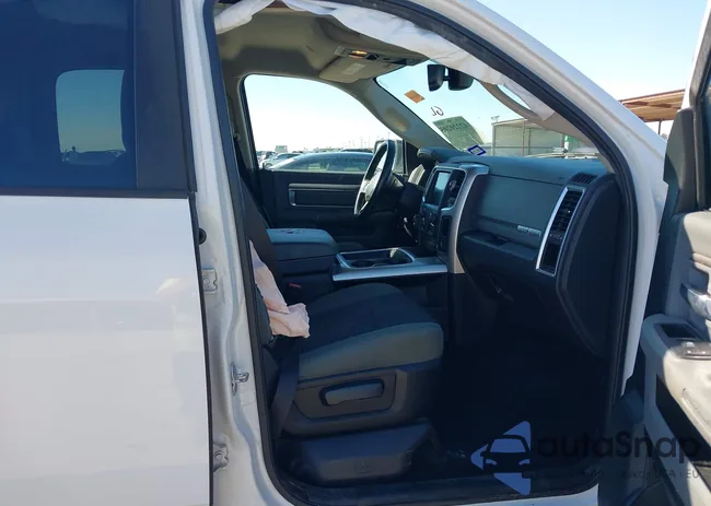 1C6RR6LT5HS536231: 42220205