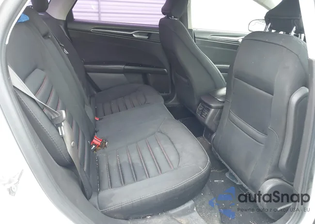 3FA6P0HDXGR341001: 42220300