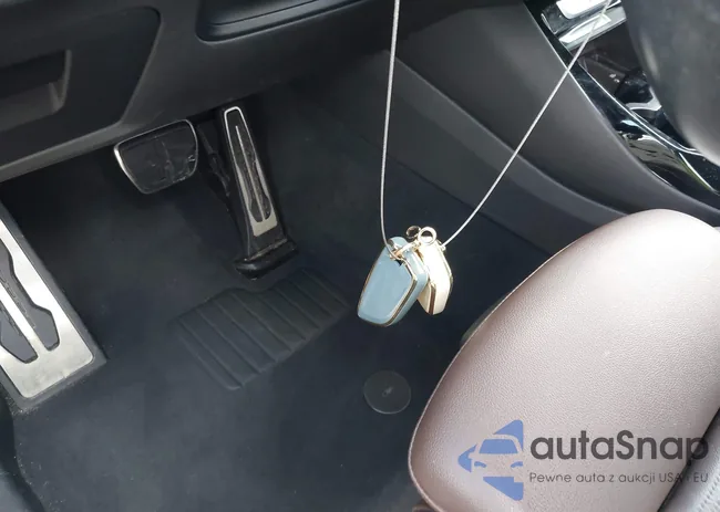 5UX53DP08N9M12047: 42221507