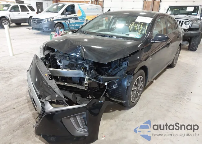 KMHC75LJ7LU076723: 42221641