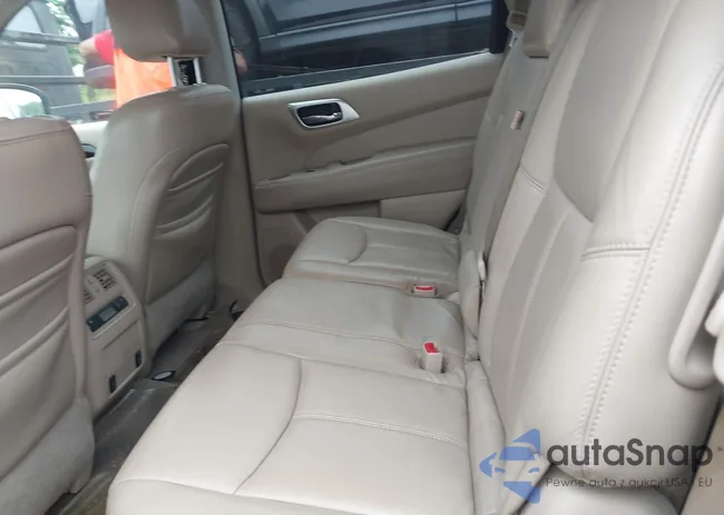 5N1AR2MN8DC631266: 42221930