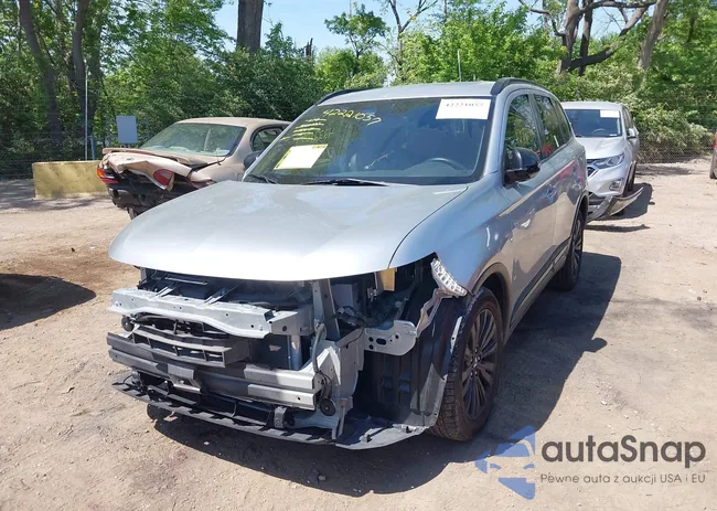 JA4AD3A36LZ046820: 42221057