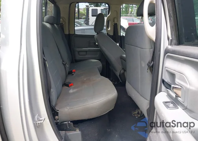 1C6RR7GG0JS120371: 42221095