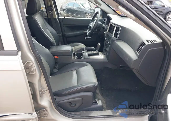 1J8GR48K49C507960: 42221232