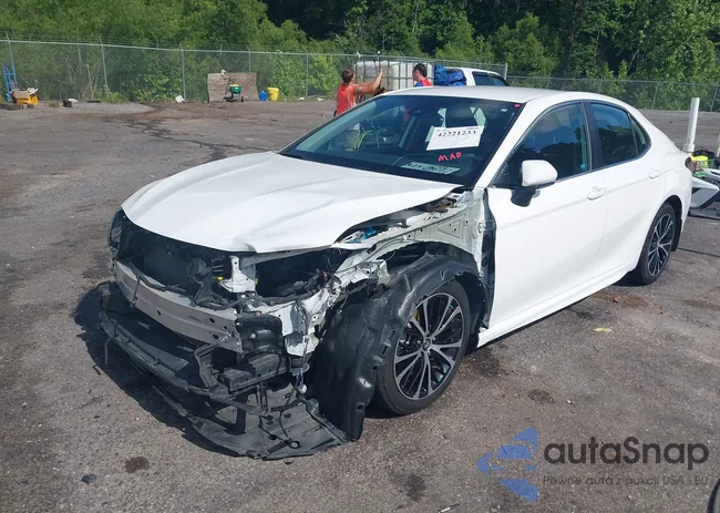 4T1B11HK8KU708943: 42221233