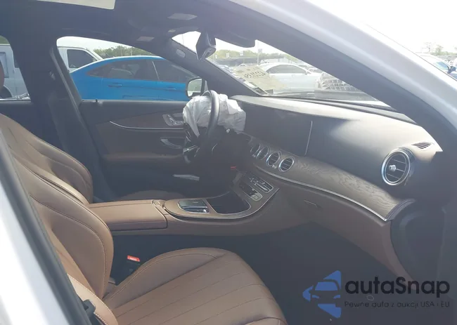 W1KZF8EB3PB109653: 42221356