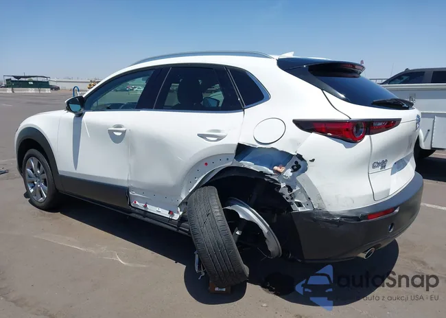 3MVDMBDL3MM272162: 42222416