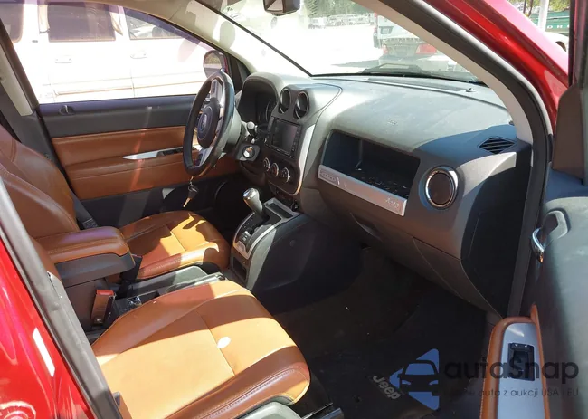 1C4NJDEB3GD755831: 42222434