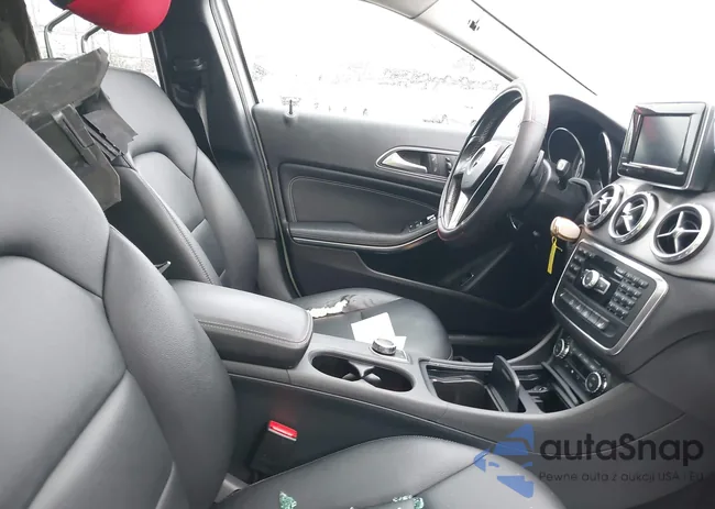 WDCTG4EB1FJ128030: 42222929