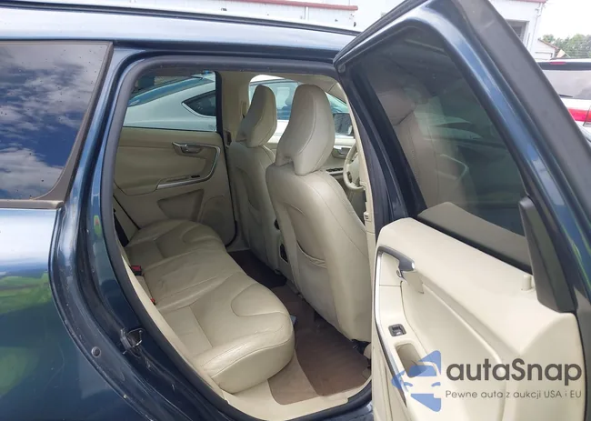 YV4960DZ1A2052433: 42222360