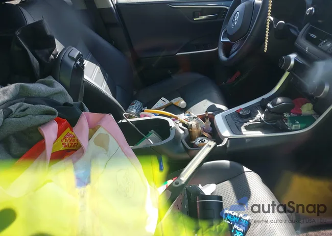 2T3N1RFV8PC388113: 42223422