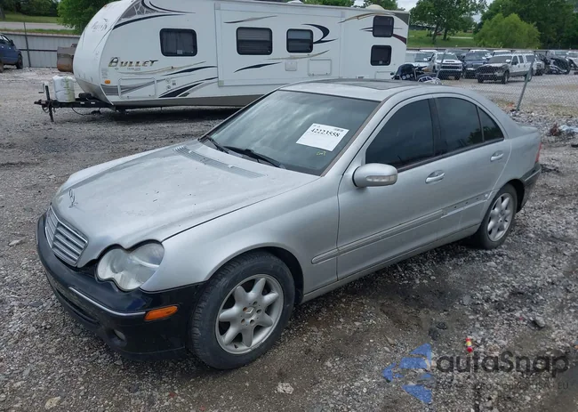 WDBRF61J81F074604: 42223558