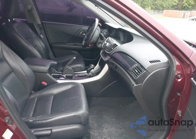 1HGCR2F50DA185007: 42223599